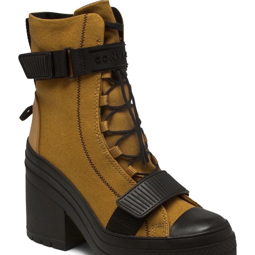 Converse Women's Black and Brown Lace-Up Boots Size 6.0